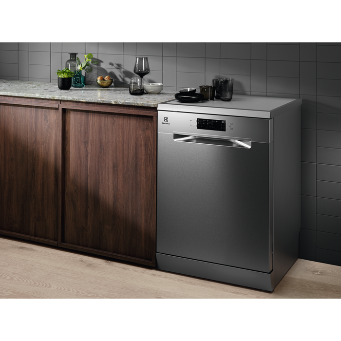 Electrolux - Dishwasher 60 cm - ESM48310SX